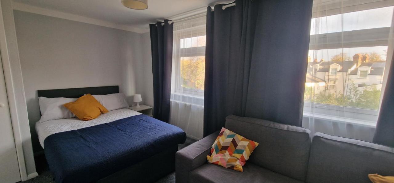 Cade Castle - Tulse Hill Apartment Londra Exterior foto