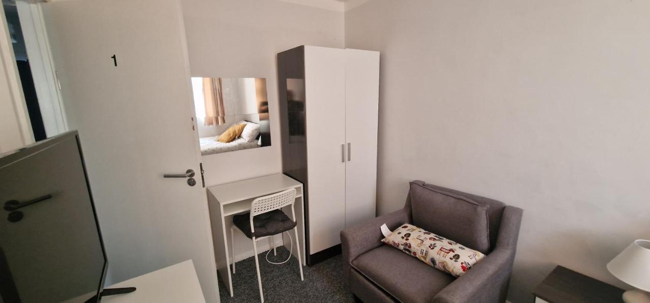 Cade Castle - Tulse Hill Apartment Londra Exterior foto